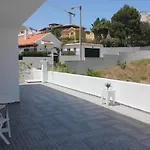 Vivenda Godinho * Nazare