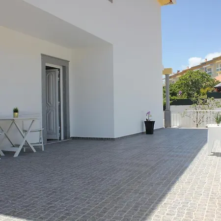 Homestay Vivenda Godinho *